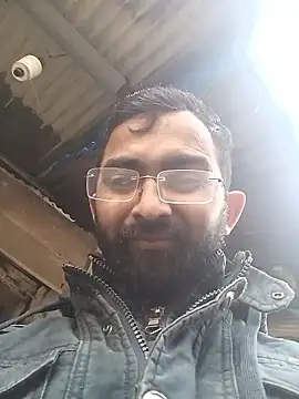 Snapshot of sagarghai07 chatting on 01-13-26, 11:48 sagarghai07 online show from 01-13-26, 11:48