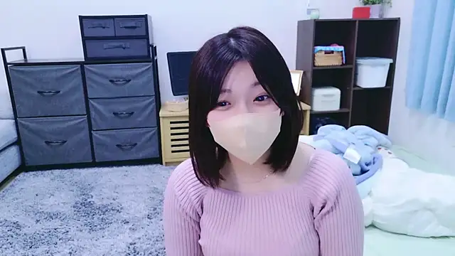 Snapshot of HaruruHappy chatting on 03-16-25, 12:12 HaruruHappy online show from 03-16-25, 12:12