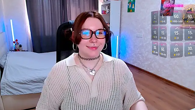 Snapshot of Blueberry-baby chatting on 07-12-26, 01:24 Blueberry-baby online show from 07-12-26, 01:24