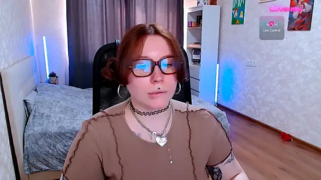 Snapshot of Blueberry-baby chatting on 07-19-26, 12:42 Blueberry-baby online show from 07-19-26, 12:42