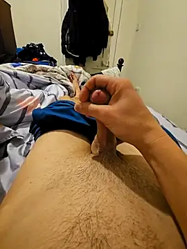 Snapshot of MartinStivel chatting on 01-12-26, 06:13 MartinStivel online show from 01-12-26, 06:13