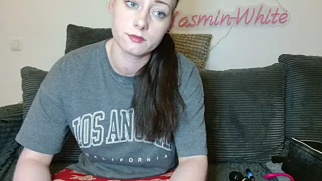 Jasmin-White online show from 03-30-26, 06:53