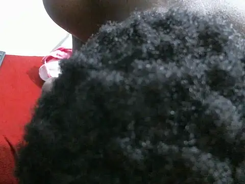 Snapshot of crowned_Afric chatting on 12-19-25, 04:36 crowned Afric online show from 12-19-25, 04:36