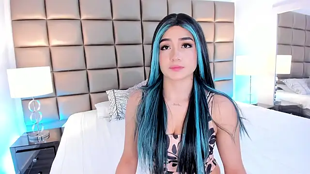 AnnyHizzle online show from 02-28-25, 09:23