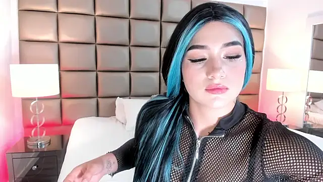 AnnyHizzle online show from 03-16-25, 09:05