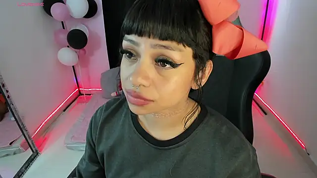 zoesullivan online show from 12-12-24, 12:33