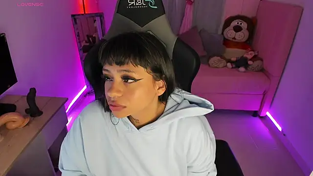 zoesullivan online show from 03-21-25, 09:12