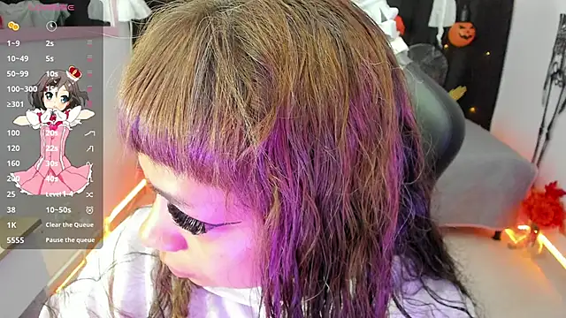 zoesullivan online show from 10-18-25, 10:05