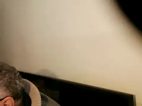 100Tauros online show from 03-22-25, 01:41