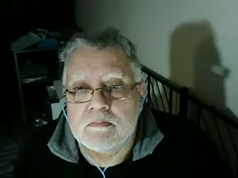 100Tauros online show from 12-18-25, 01:55