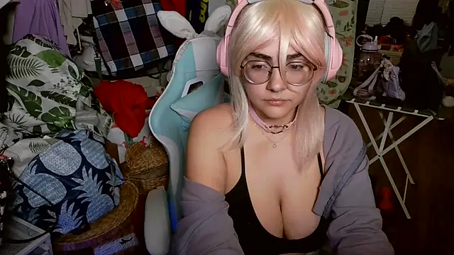 mochi rainbow online show from 01-13-25, 10:45