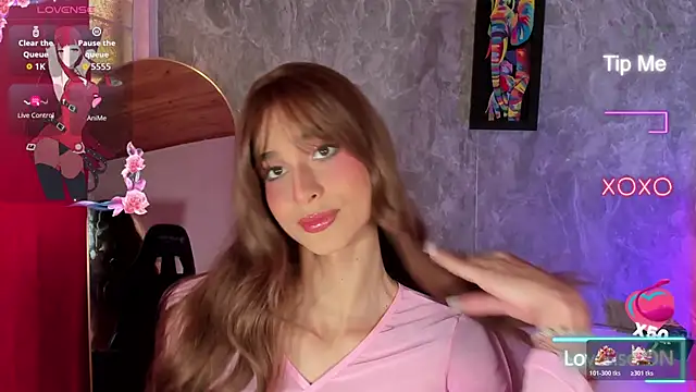 Snapshot of Mara_friendboy699 chatting on 12-18-25, 08:04 Mara friendboy699 online show from 12-18-25, 08:04