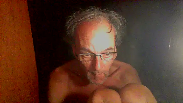 Snapshot of nice6incs chatting on 07-10-26, 10:12 nice6incs online show from 07-10-26, 10:12