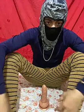 Snapshot of Rafik88xx chatting on 12-01-25, 10:26 Rafik88xx online show from 12-01-25, 10:26