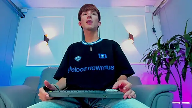 Jake evans online show from 04-15-26, 04:41