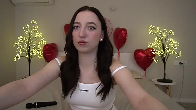 Snapshot of MonAmourrrR chatting on 02-20-25, 07:34 MonAmourrrR online show from 02-20-25, 07:34