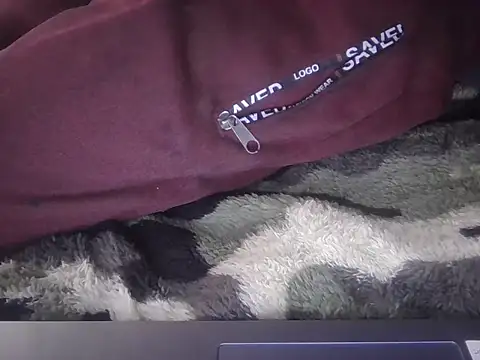 Snapshot of lmlfff chatting on 12-14-25, 07:18 lmlfff online show from 12-14-25, 07:18