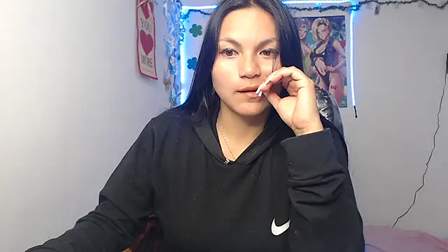 Zafiroweb09 online show from 12-11-24, 04:39