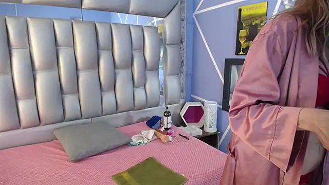 sophia ny online show from 03-21-25, 04:51