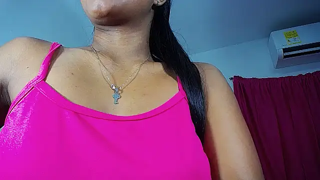 Snapshot of Sashabreck chatting on 06-27-26, 03:33 Sashabreck online show from 06-27-26, 03:33