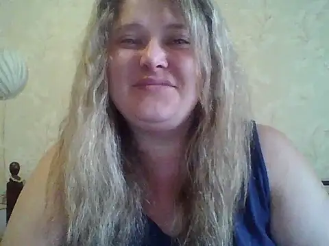 Snapshot of ParisMimi chatting on 04-29-26, 10:41 ParisMimi online show from 04-29-26, 10:41