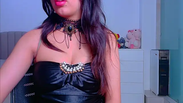 Snapshot of Aashika-Kaur chatting on 10-23-25, 04:01 Aashika-Kaur online show from 10-23-25, 04:01