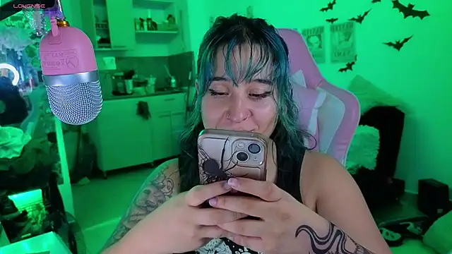 Snapshot of FernandaOrtegaaa chatting on 10-10-25, 03:38 FernandaOrtegaaa online show from 10-10-25, 03:38