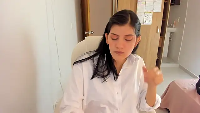 misstoya online show from 01-25-25, 05:19