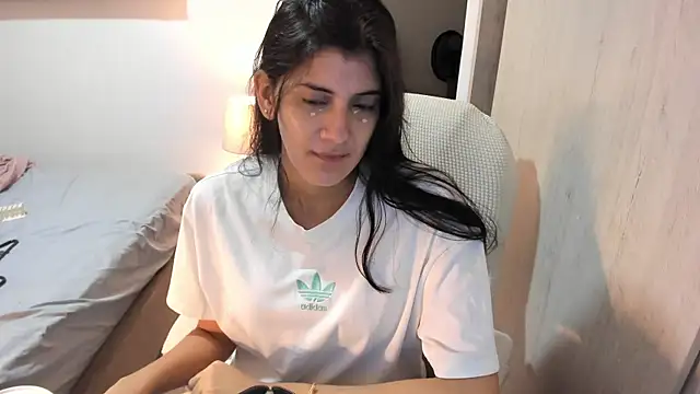 misstoya online show from 09-20-25, 03:57