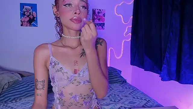 Snapshot of Kalahna chatting on 03-04-26, 02:06 Kalahna online show from 03-04-26, 02:06