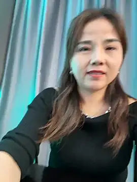 Snapshot of Efangfang chatting on 12-21-24, 08:18 Efangfang online show from 12-21-24, 08:18