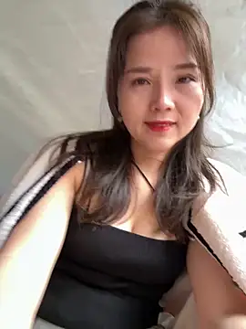 Snapshot of Efangfang chatting on 01-01-25, 07:20 Efangfang online show from 01-01-25, 07:20