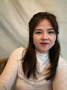 Snapshot of Efangfang chatting on 01-02-25, 11:09 Efangfang online show from 01-02-25, 11:09