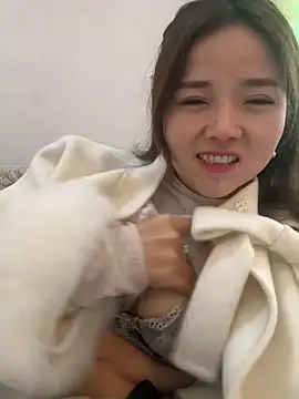 Snapshot of Efangfang chatting on 02-02-25, 06:04 Efangfang online show from 02-02-25, 06:04