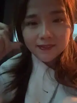 Snapshot of Efangfang chatting on 02-03-25, 09:52 Efangfang online show from 02-03-25, 09:52