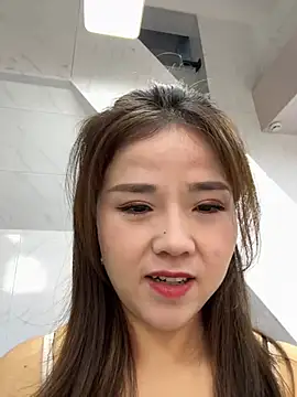 Snapshot of Efangfang chatting on 02-23-25, 05:12 Efangfang online show from 02-23-25, 05:12
