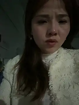Snapshot of Efangfang chatting on 02-24-25, 04:47 Efangfang online show from 02-24-25, 04:47