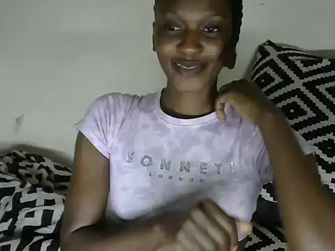 Pretty-emmie online show from 01-25-25, 03:30