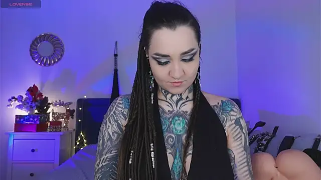 Snapshot of SindelDark chatting on 01-08-25, 01:20 SindelDark online show from 01-08-25, 01:20