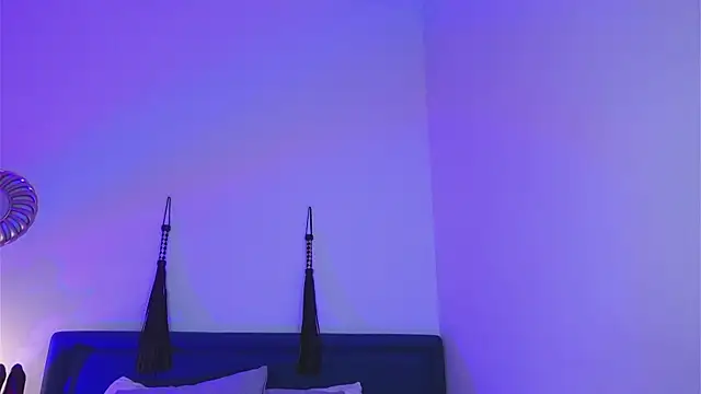 Snapshot of SindelDark chatting on 02-11-25, 04:35 SindelDark online show from 02-11-25, 04:35