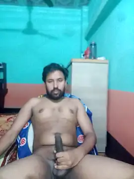 Snapshot of zakly69 chatting on 02-25-26, 05:33 zakly69 online show from 02-25-26, 05:33