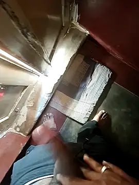 Snapshot of DudeBoyBad chatting on 09-24-25, 09:01 DudeBoyBad online show from 09-24-25, 09:01