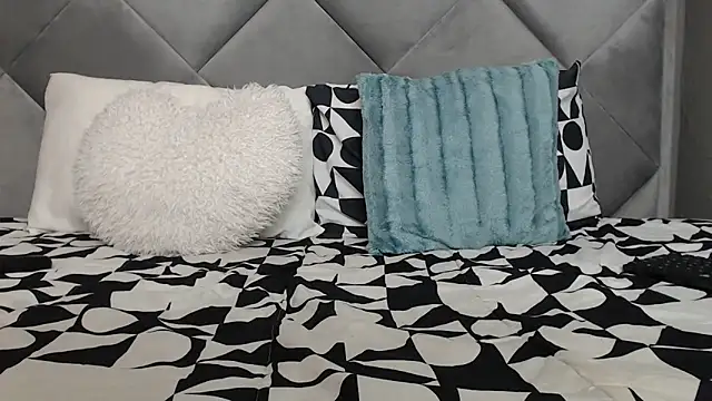 LOYAL SASHA online show from 03-13-25, 04:34