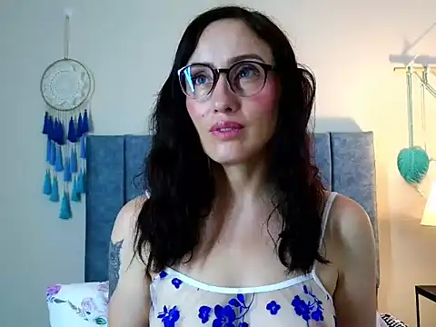 IberianMoonMK online show from 09-30-25, 11:37