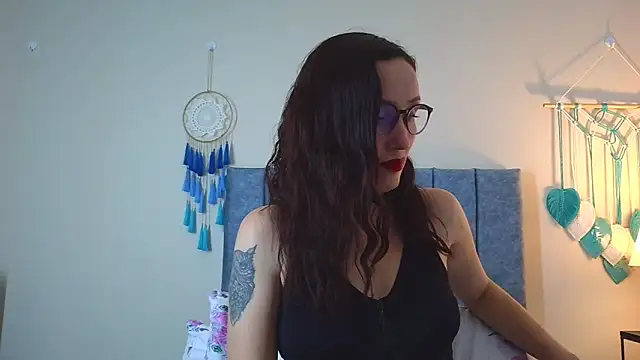 IberianMoonMK online show from 10-30-25, 06:08