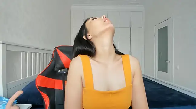 Snapshot of Missykitty01 chatting on 03-04-25, 11:40 Missykitty01 online show from 03-04-25, 11:40