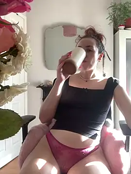 Snapshot of Littlelolo60 chatting on 02-25-25, 03:16 Littlelolo60 online show from 02-25-25, 03:16