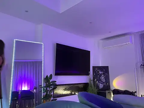 Snapshot of Mika_Miller chatting on 09-12-25, 07:14 Mika Miller online show from 09-12-25, 07:14