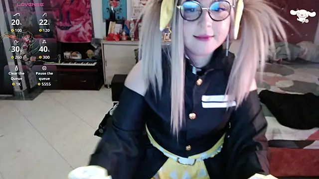 Snapshot of Avril2001 chatting on 03-09-26, 04:27 Avril2001 online show from 03-09-26, 04:27