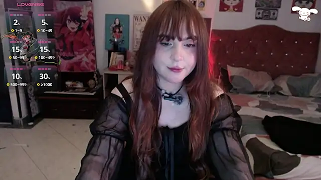 Snapshot of Avril2001 chatting on 05-11-26, 03:45 Avril2001 online show from 05-11-26, 03:45